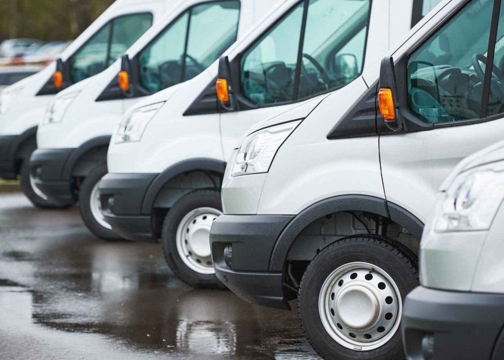 5 Key Benefits of Electric Vehicle Fleet Maintenance Training